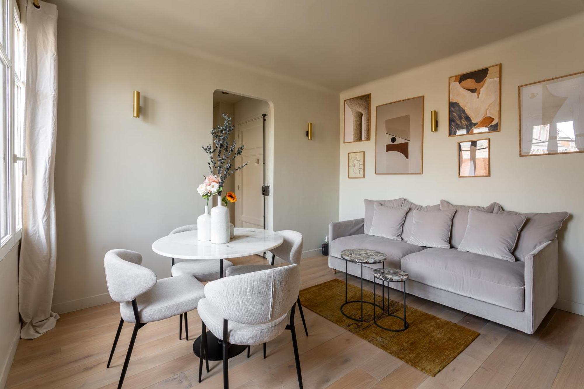 The Carla Suite Eiffel Tower View Paris Extérieur photo