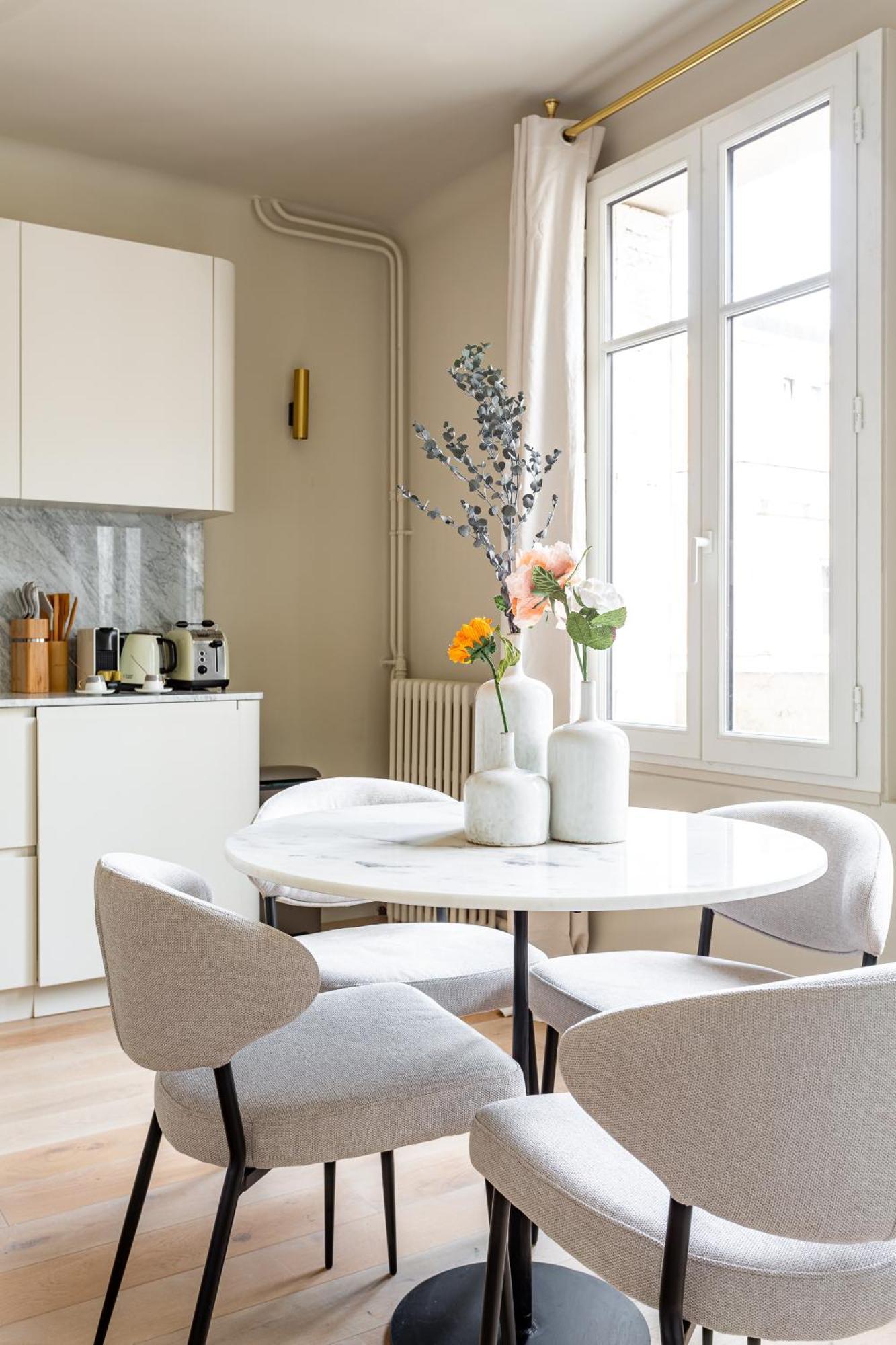 The Carla Suite Eiffel Tower View Paris Extérieur photo